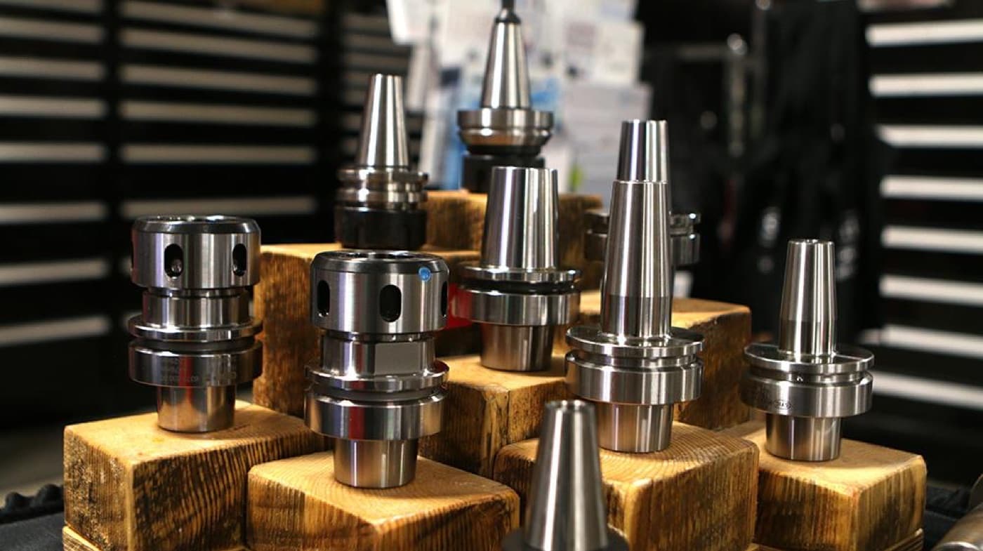 Deciding Between Shrinking or Hydraulic Chucks for the Clamping Devices on Your CNC