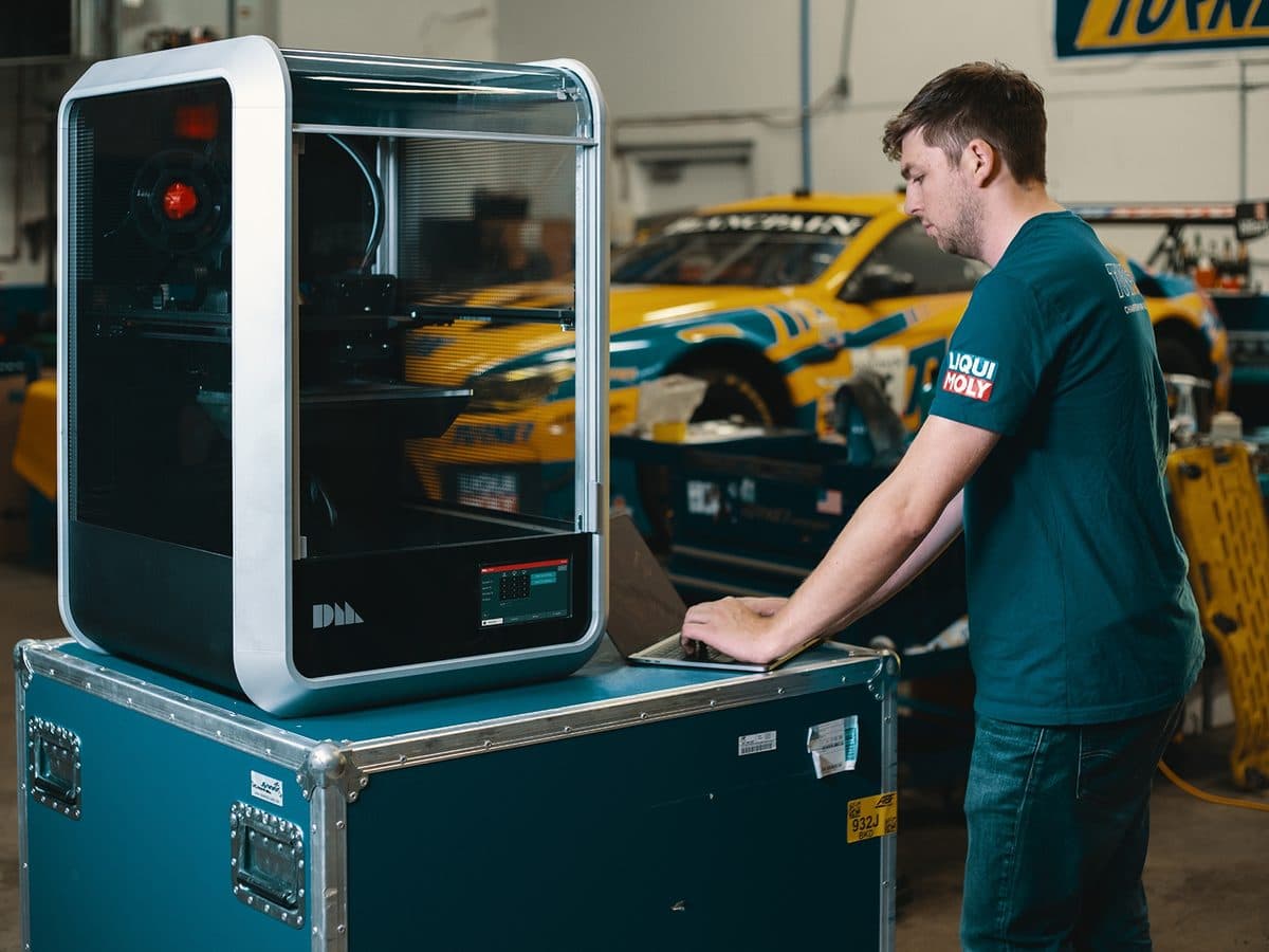 Fiber composite 3D printer mid-print
