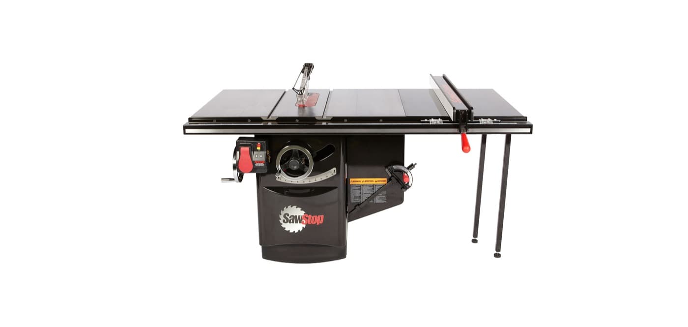 SawStop industrial cabinet saw